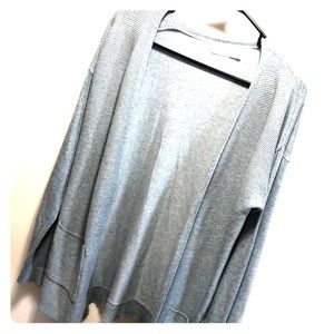 Time & Tru gray sweater